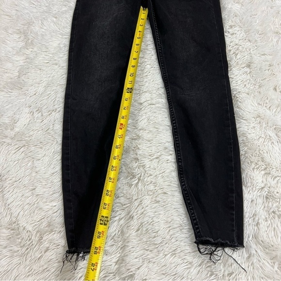 We The Free CRVY Black Washed Straight Jeans Size 25 - Picture 3 of 12
